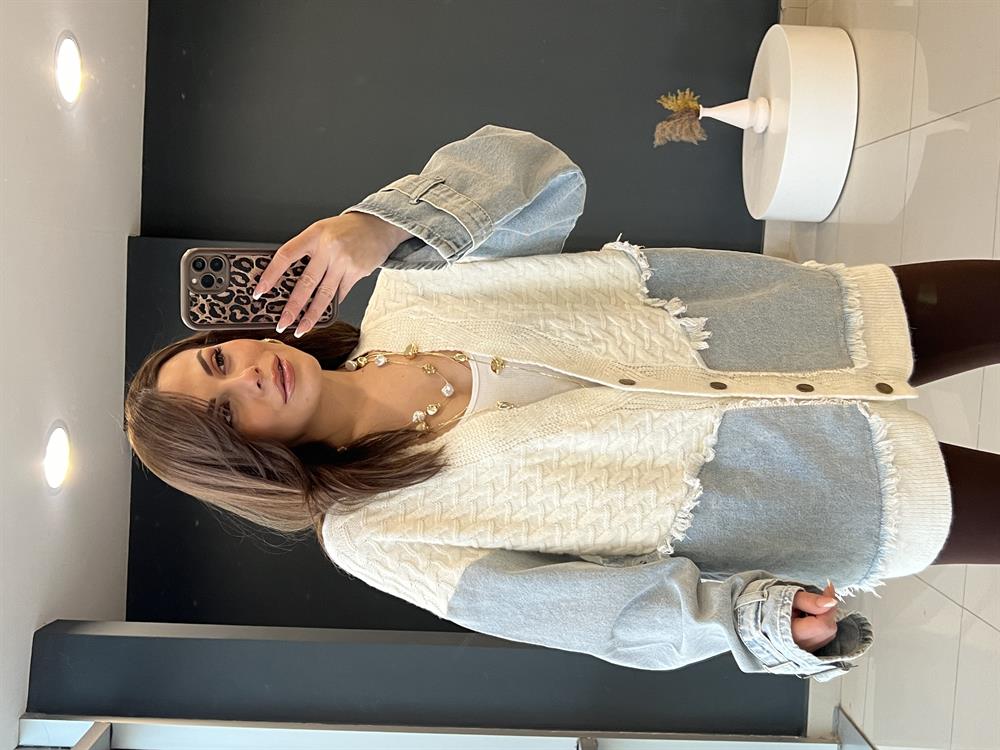 Deni̇m Detayli Twi̇st Model Örgü Hirka