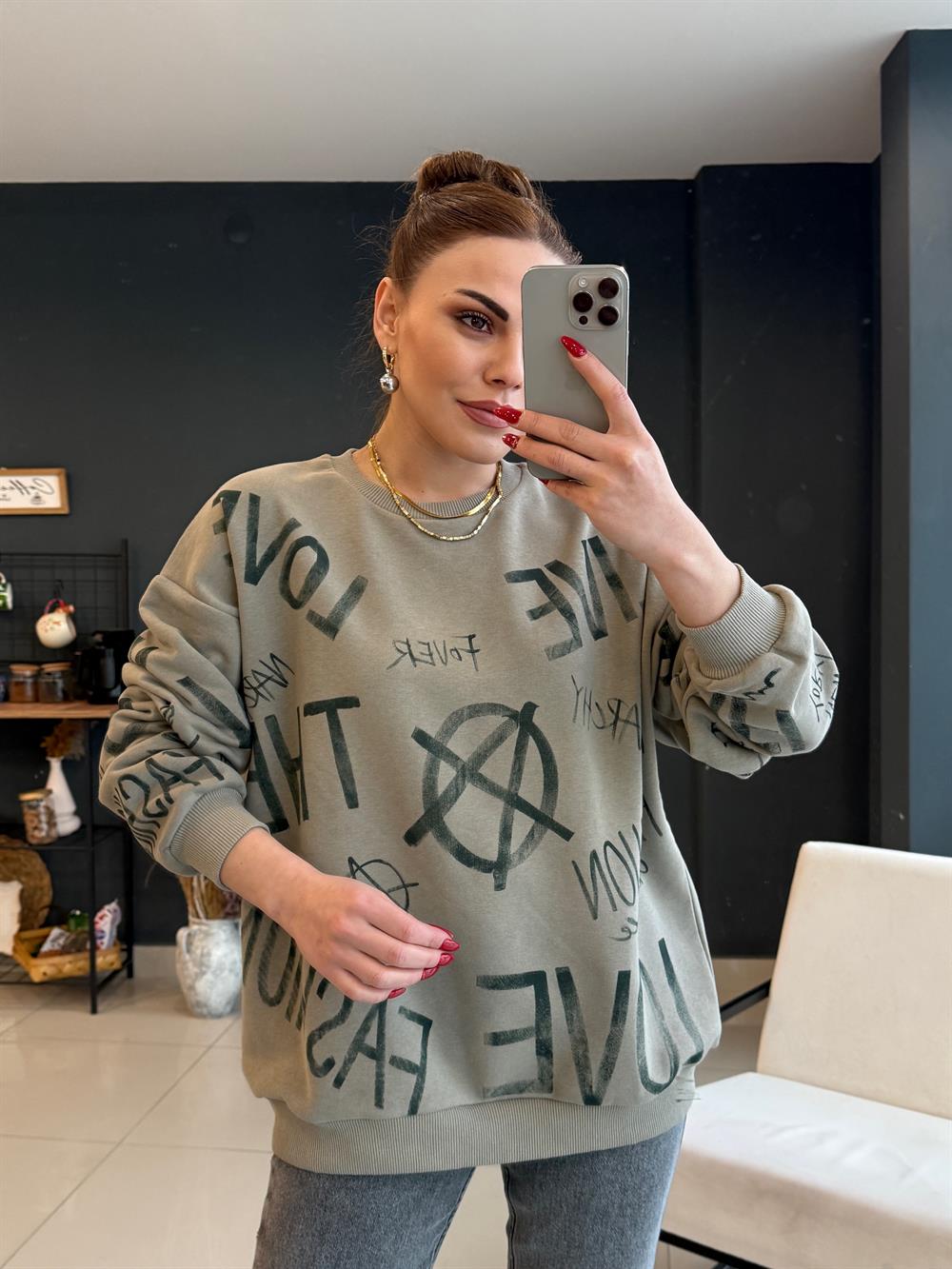 Desenli̇ Tasarim Sweatshirt