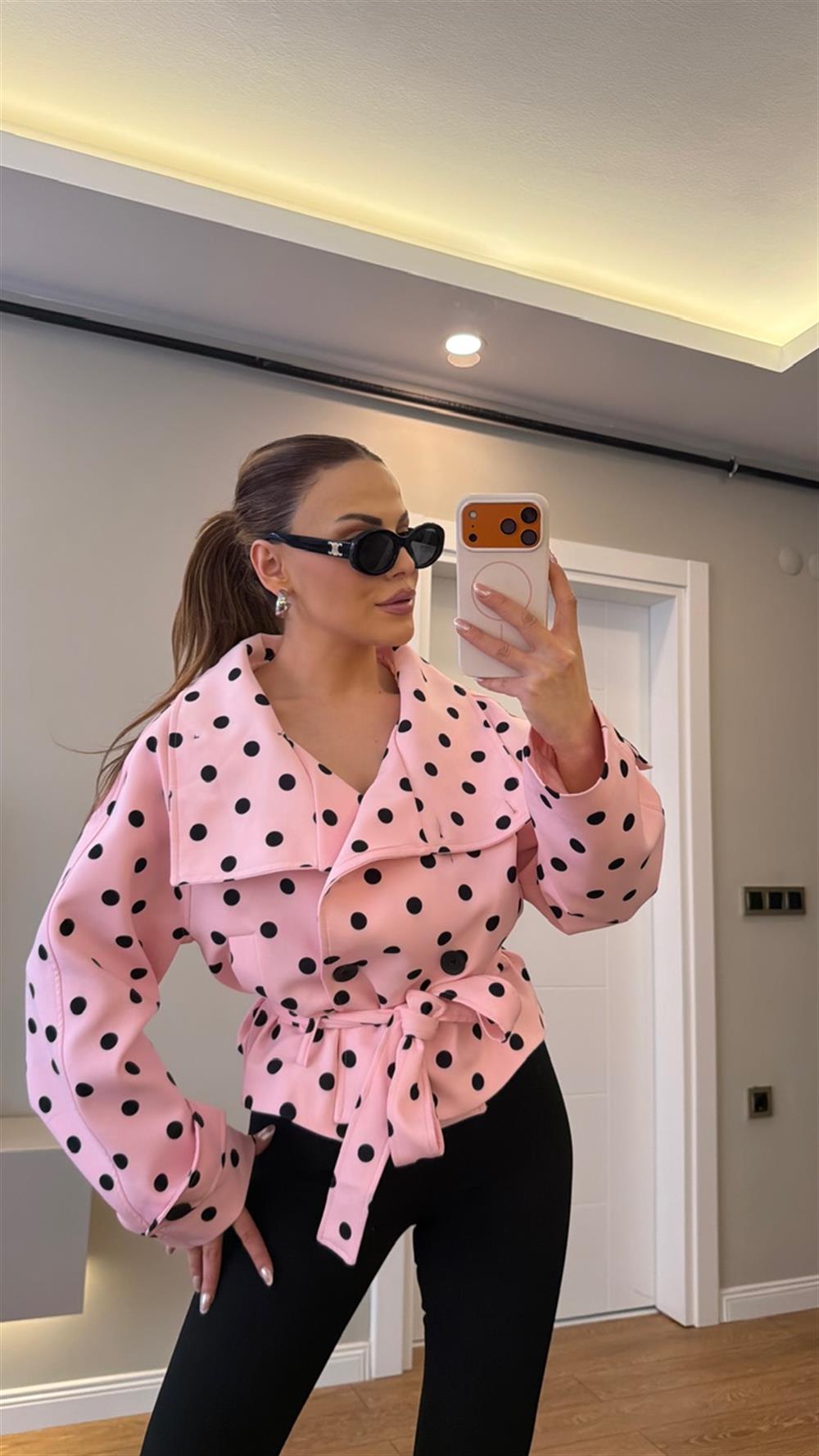 DİK YAKA PUANTİYELİ TRENÇKOT PEMBE 