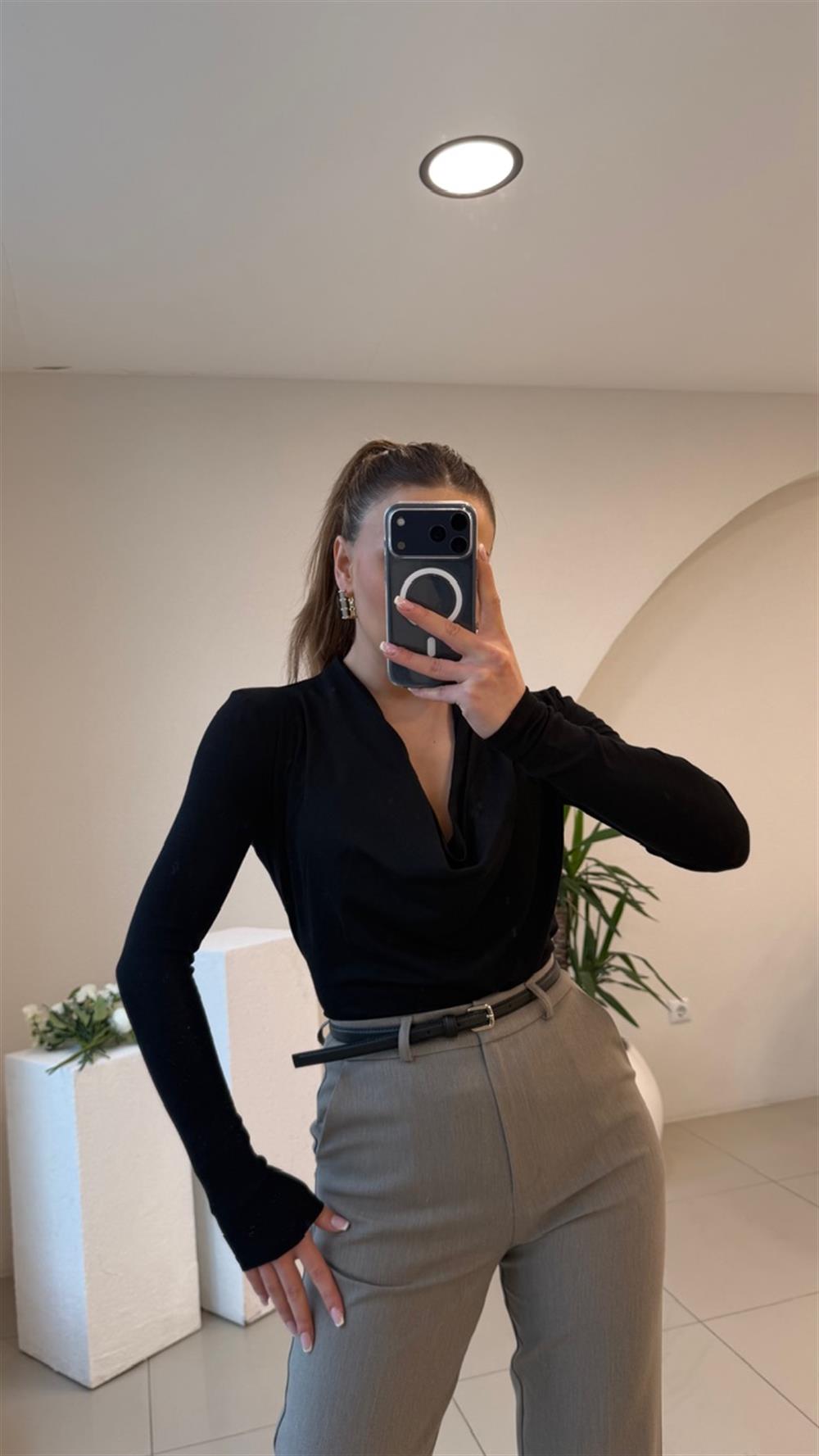 DİLVİN DEGAJE YAKA PAMUK BLUZ 