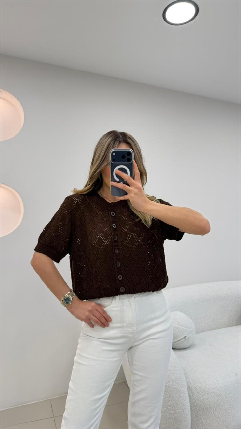 DÜĞMELİ KISA KISA KOL TRİKO