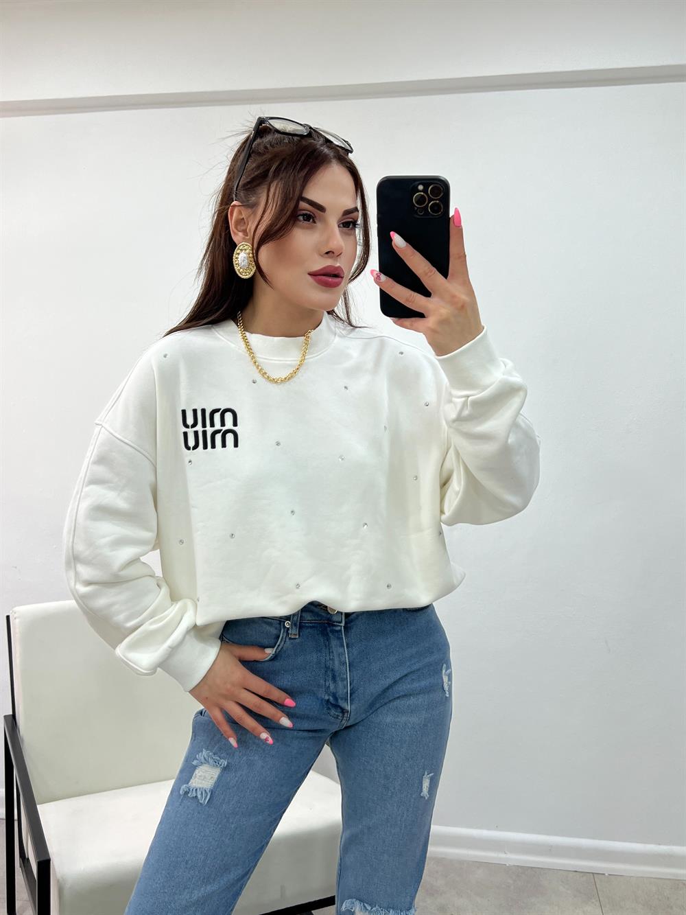 Ekru Küçük Yazi Detayli Sweatshi̇rt
