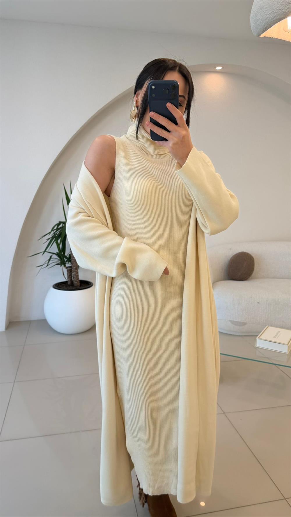 ELBİSE HIRKA TRİKO TAKIM EKRU