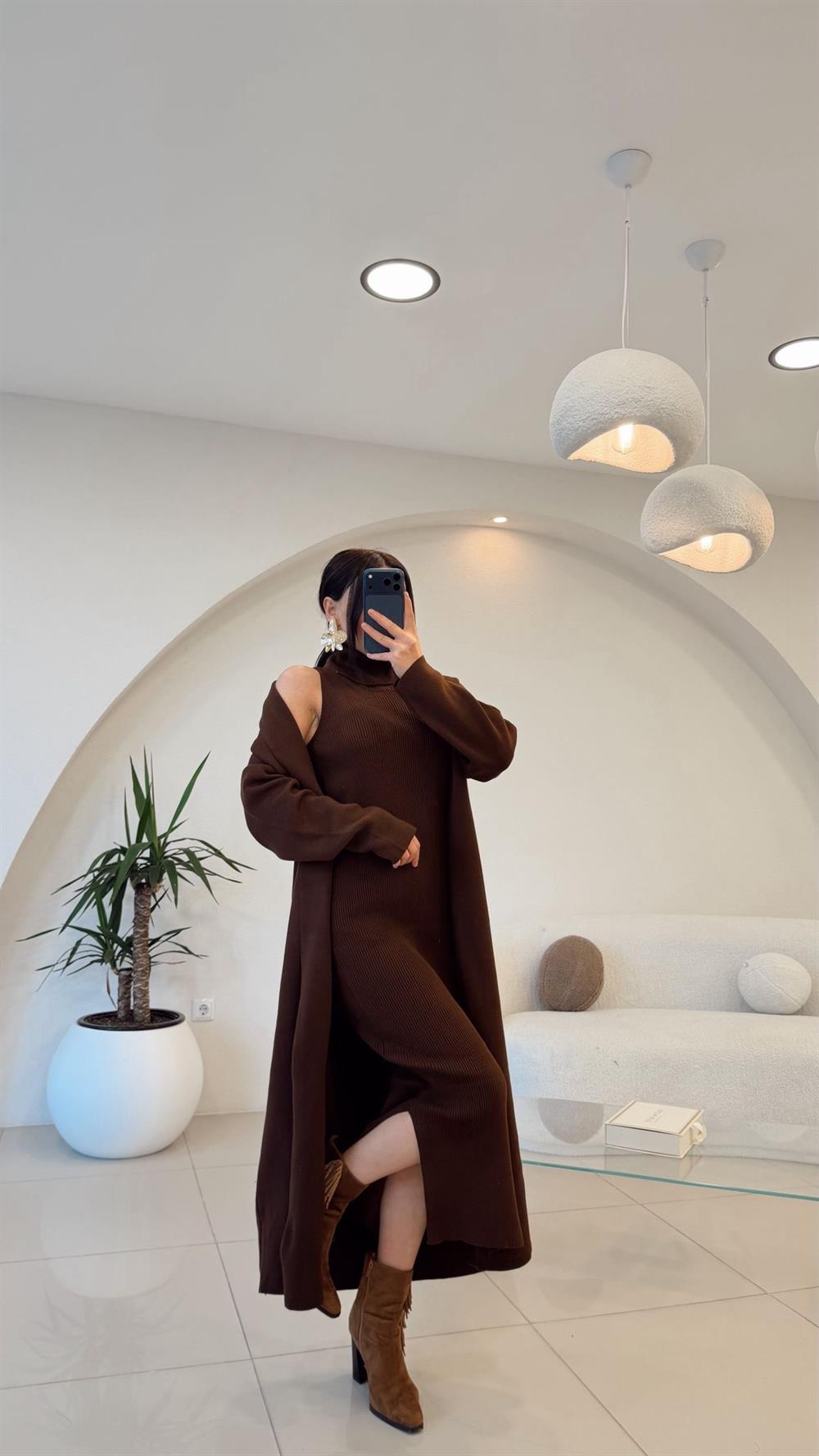 ELBİSE HIRKA TRİKO TAKIM KAHVE