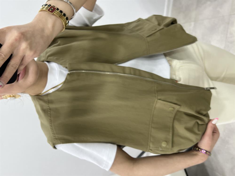 Fermuarli Çit Çit Cepli̇ Tasarim Yelek