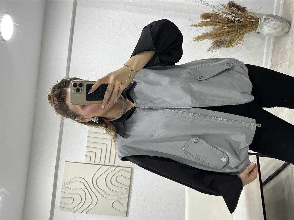 Fermuarli Gri̇ Yelek