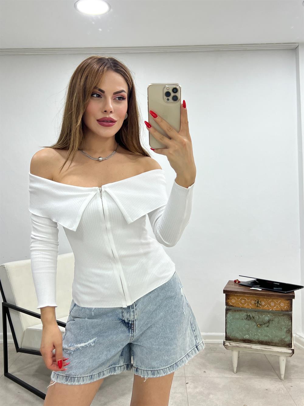 Fermuarli Omuz Dekolteli̇ Tri̇ko