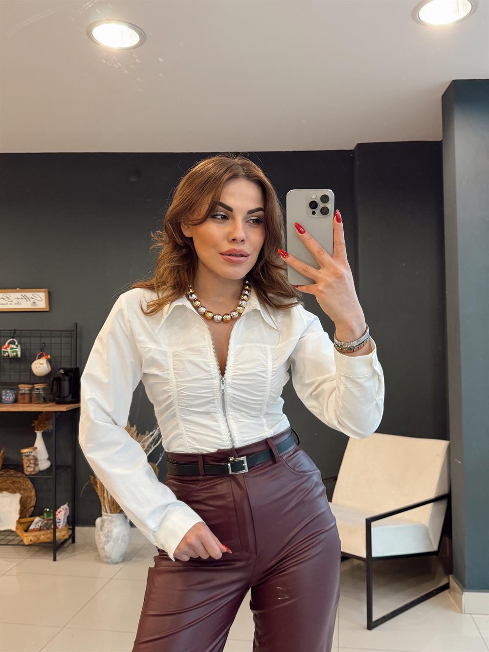 Fermuarli Tasarim Beyaz Gömlek