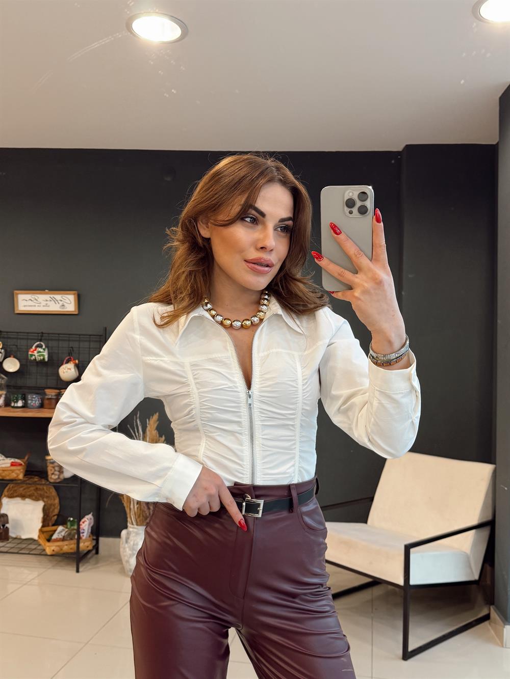 Fermuarli Tasarim Beyaz Gömlek