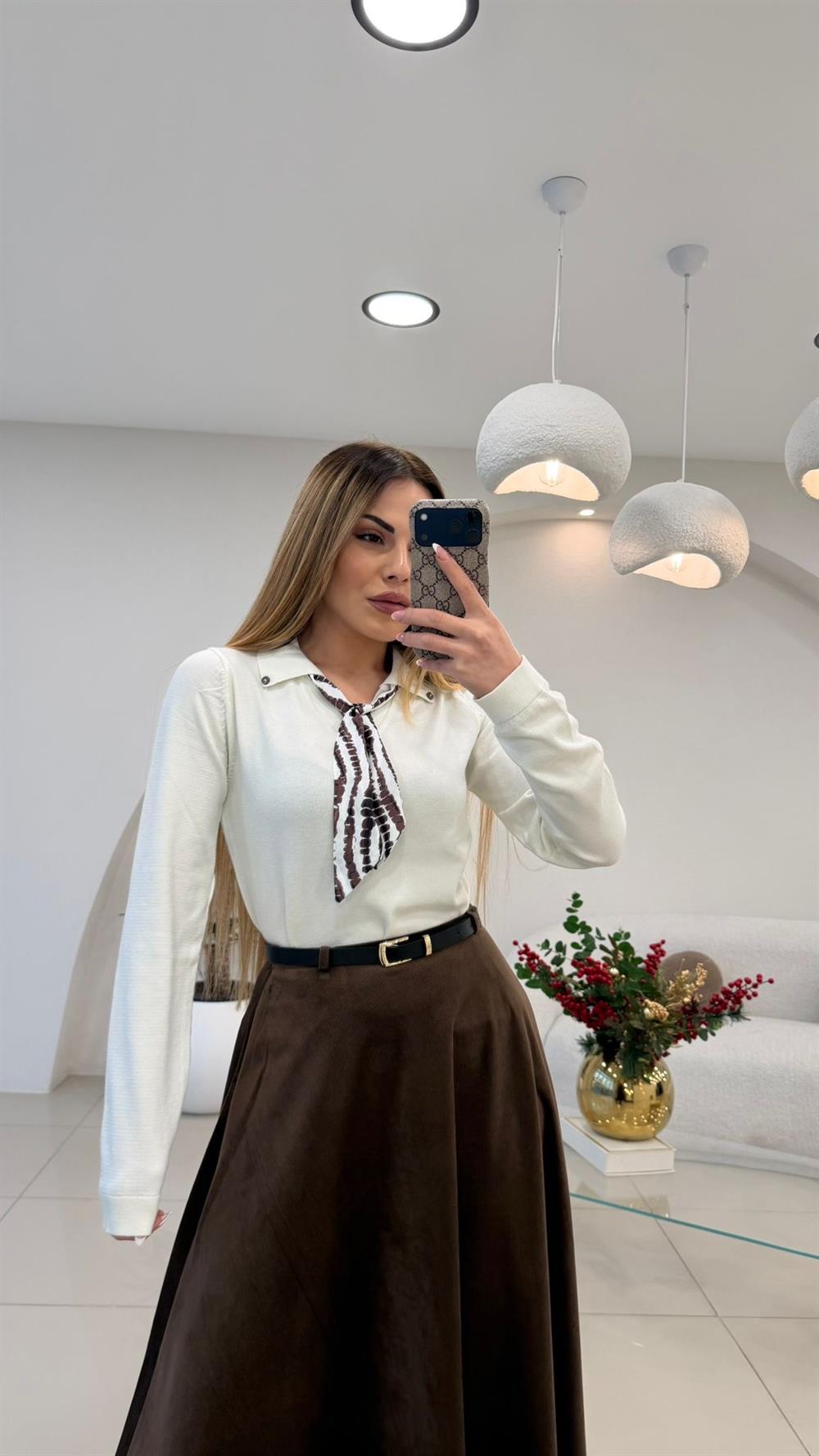 FULAR DETAYLI TRİKO KAZAK BEYAZ