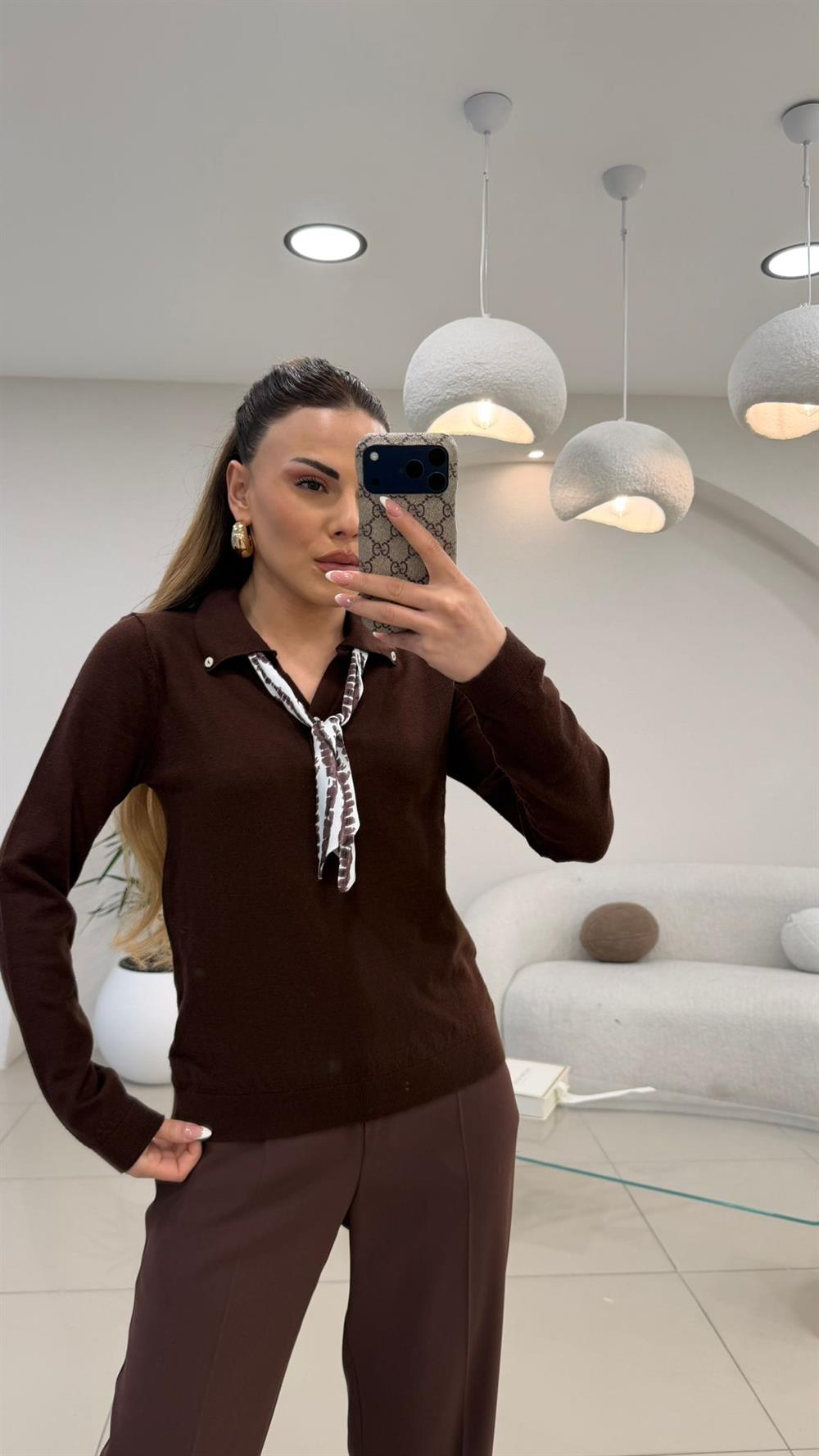 FULAR DETAYLI TRİKO KAZAK KAHVE