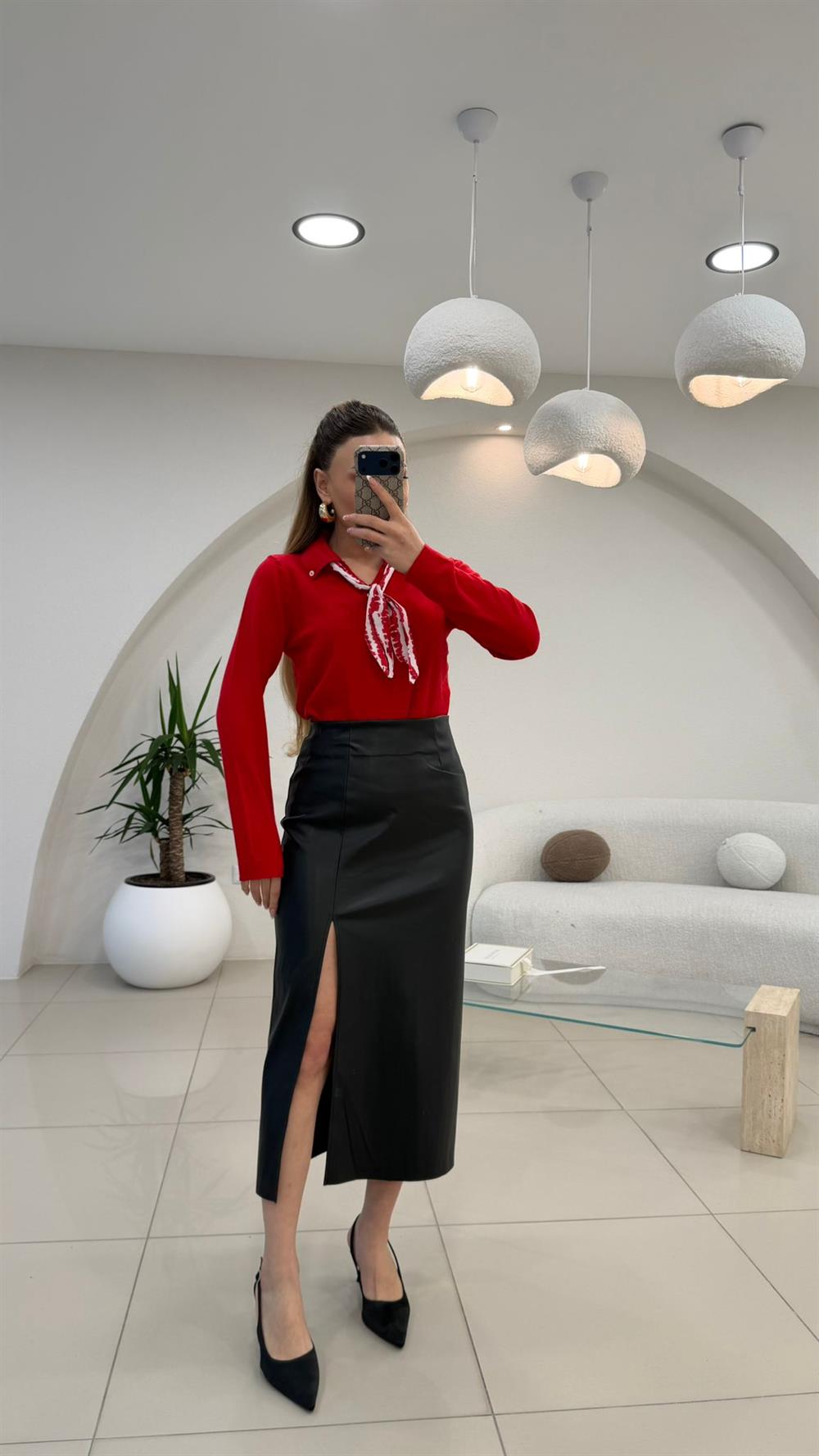 FULAR DETAYLI TRİKO KAZAK KIRMIZI