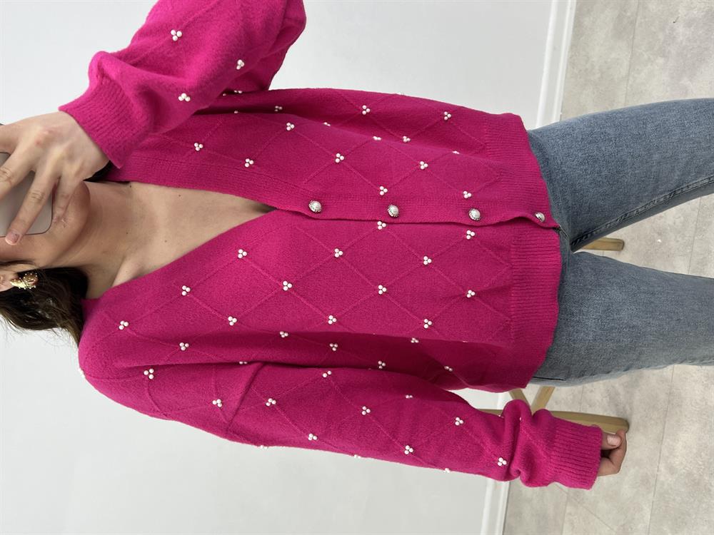 Fuşya İnci̇ Düğmeli̇ Hirka