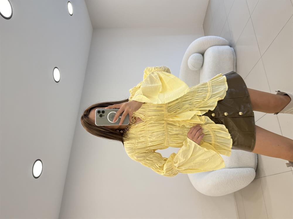 GİPELİ NAKIŞ İŞLEMELİ GÖMLEK SARI