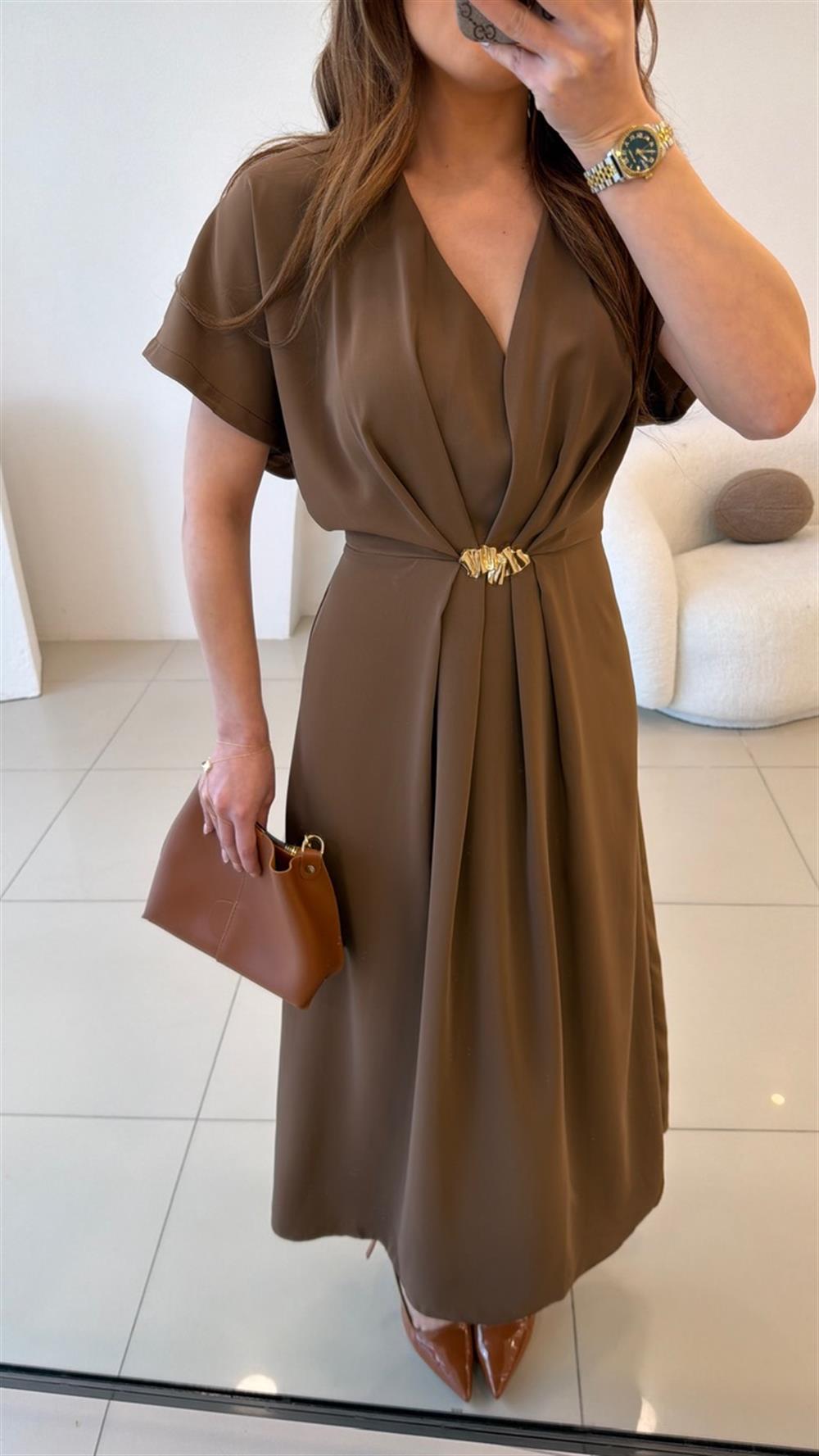 GOLD AKSESUARLI BAĞLAMALI ELBİSE TOPRAK