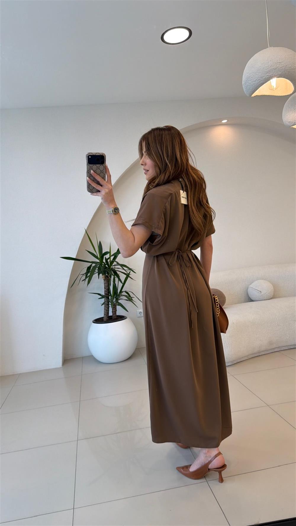 GOLD AKSESUARLI BAĞLAMALI ELBİSE TOPRAK