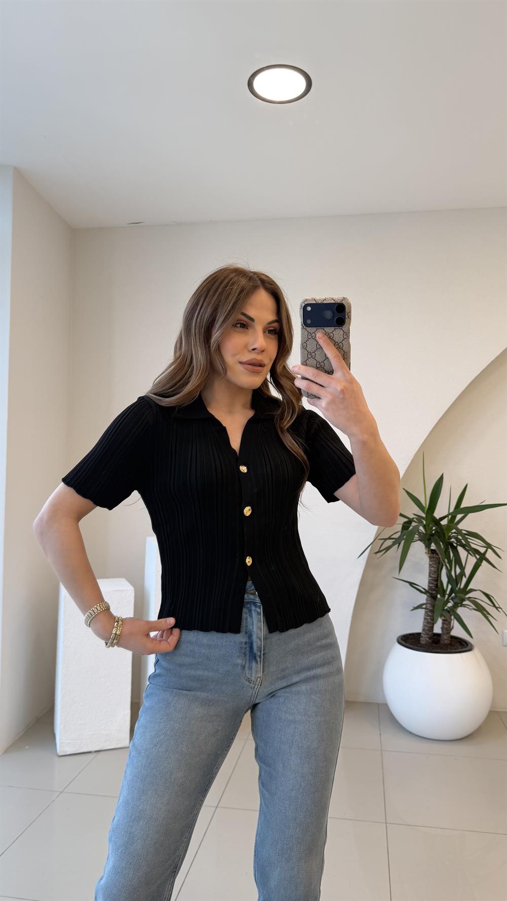 GOLD DÜĞMELİ BLUZ SİYAH