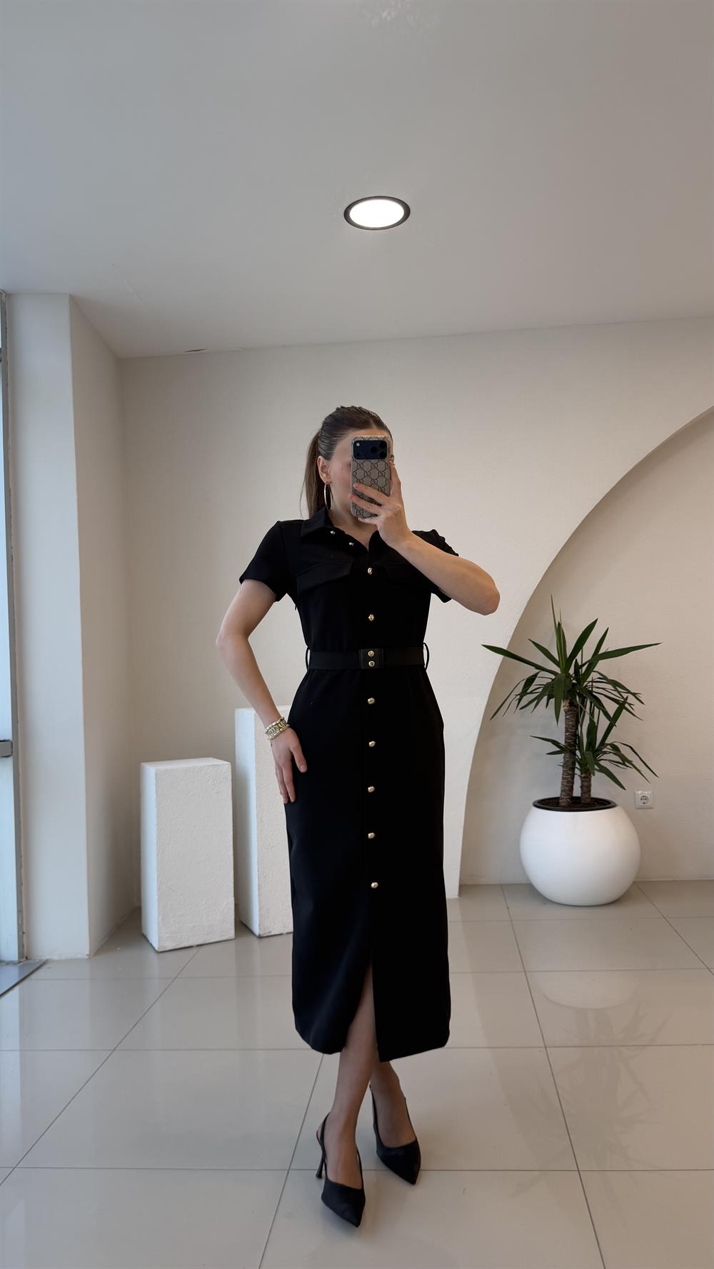 GOLD DÜĞMELİ KEMERLİ ELBİSE SİYAH(ÜRÜN ÖN SİPARİŞTİR)