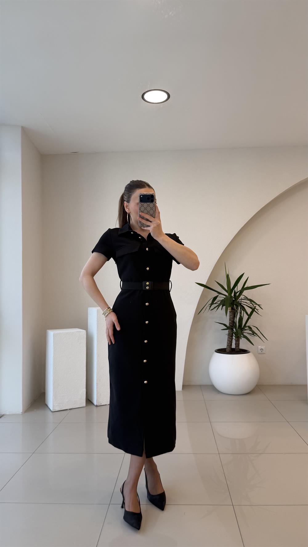 GOLD DÜĞMELİ KEMERLİ ELBİSE SİYAH(ÜRÜN ÖN SİPARİŞTİR)