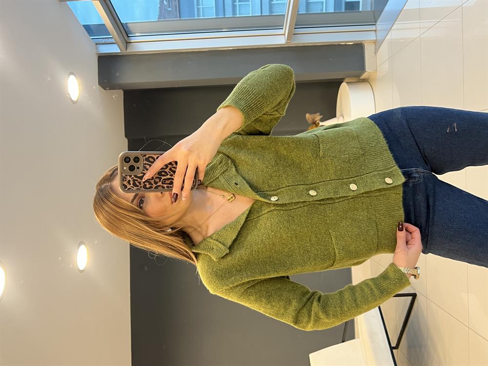 Gold Düğmeli̇ Premi̇um Hirka Yeşi̇l