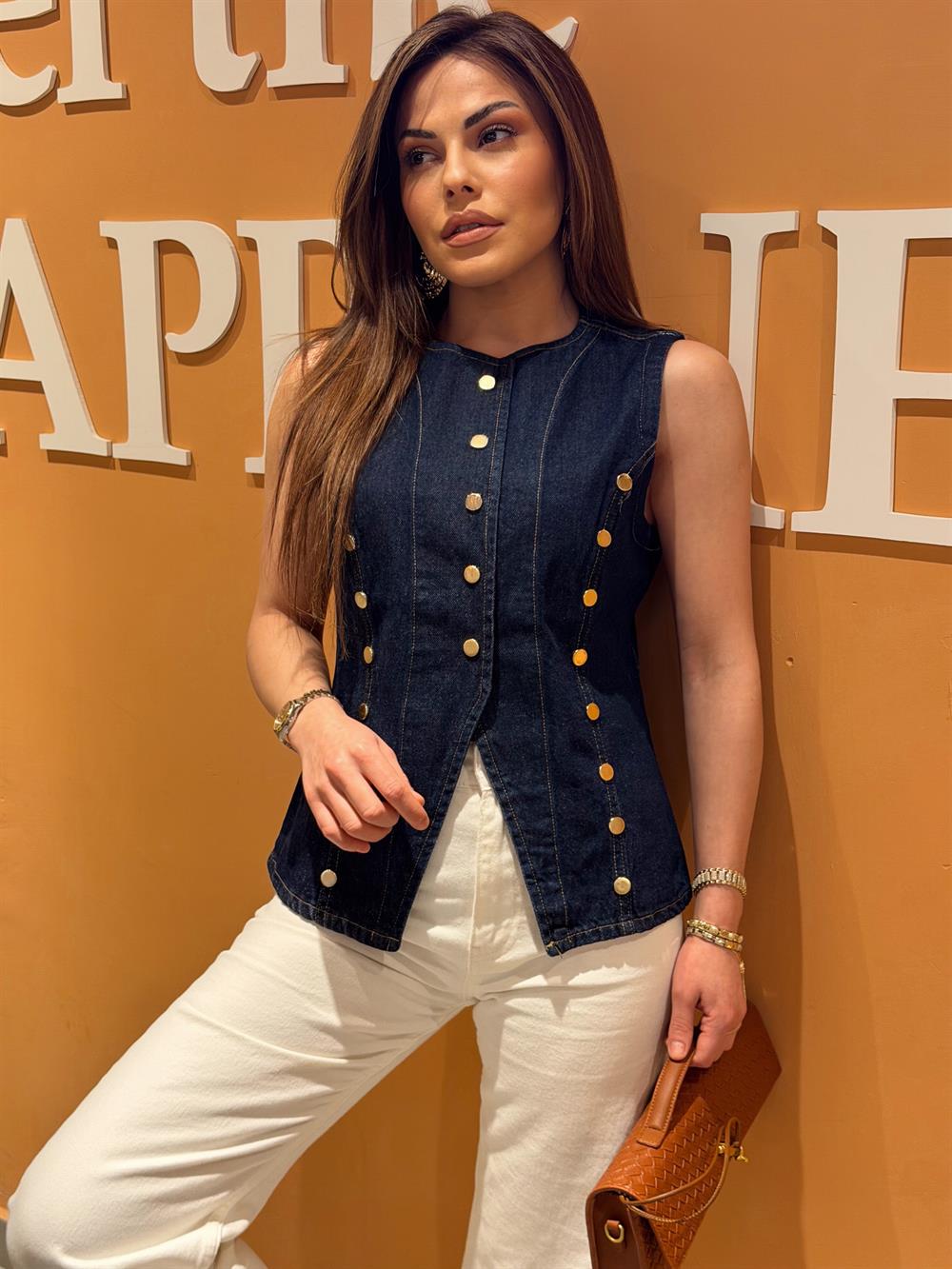 GOLD DÜĞMELİ TASARIM YELEK ( ÜRÜN ÖN SİPARİŞTİR. TESLİM TARİHİ 20-04-2026 )