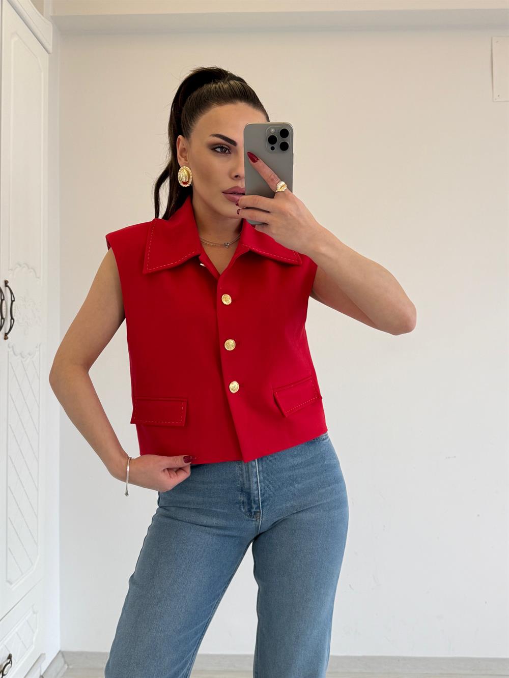GOLD DÜĞMELİ VATKALI YELEK KIRMIZI