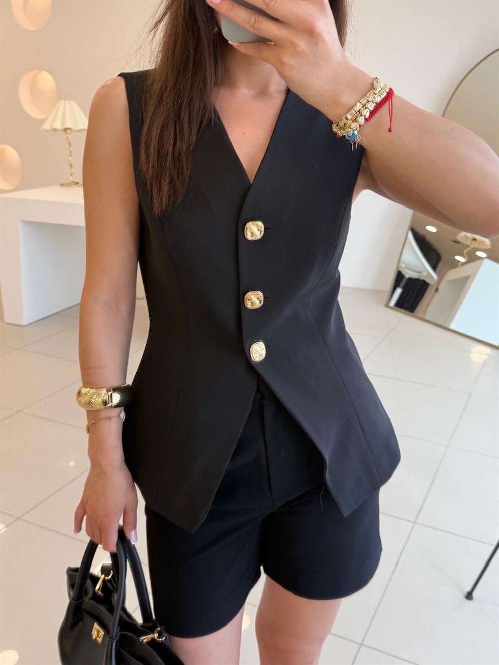 GOLD DÜĞMELİ YELEK SİYAH