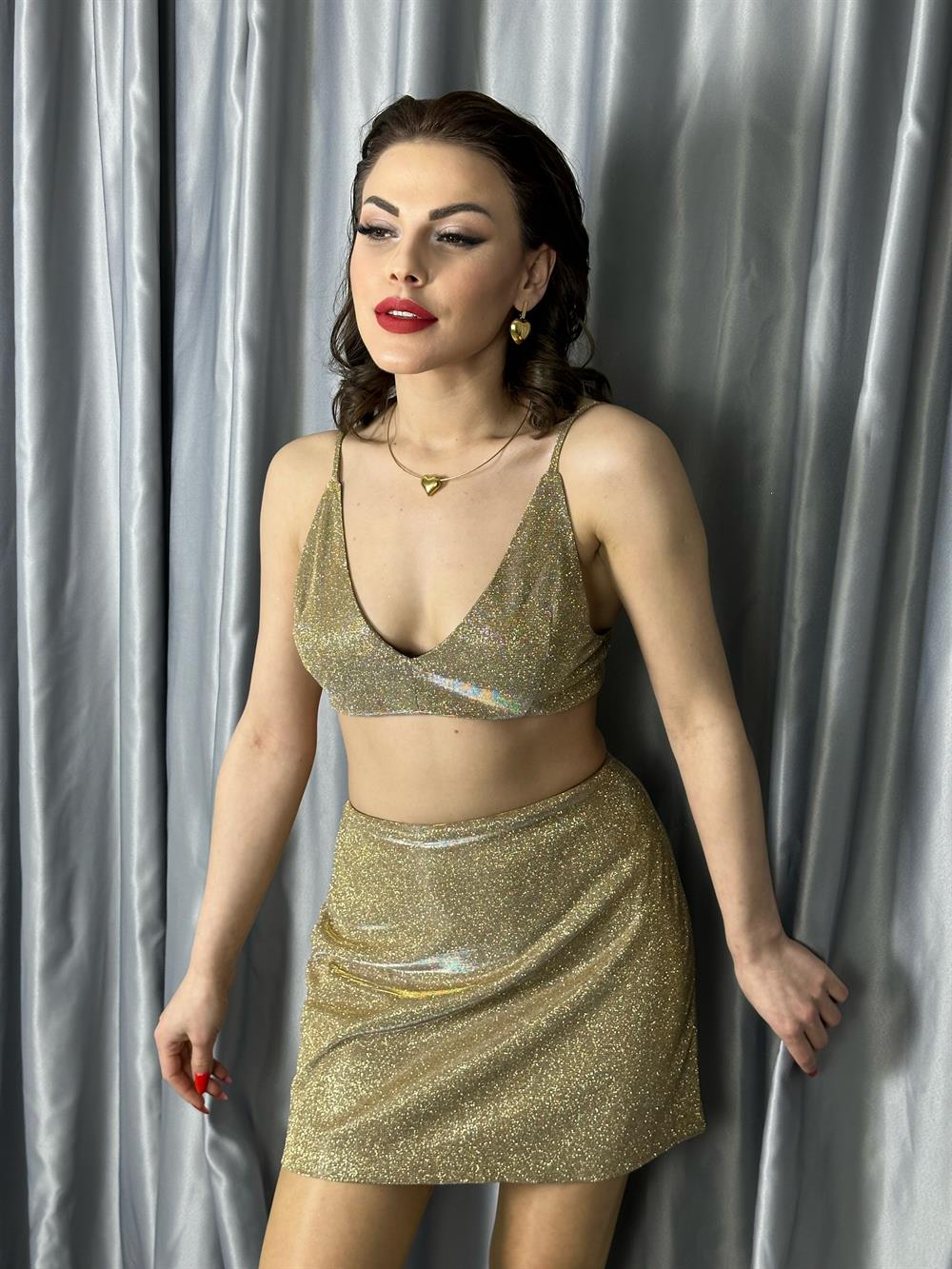 Gold Si̇mli̇ Etek Büsti̇yer Takim