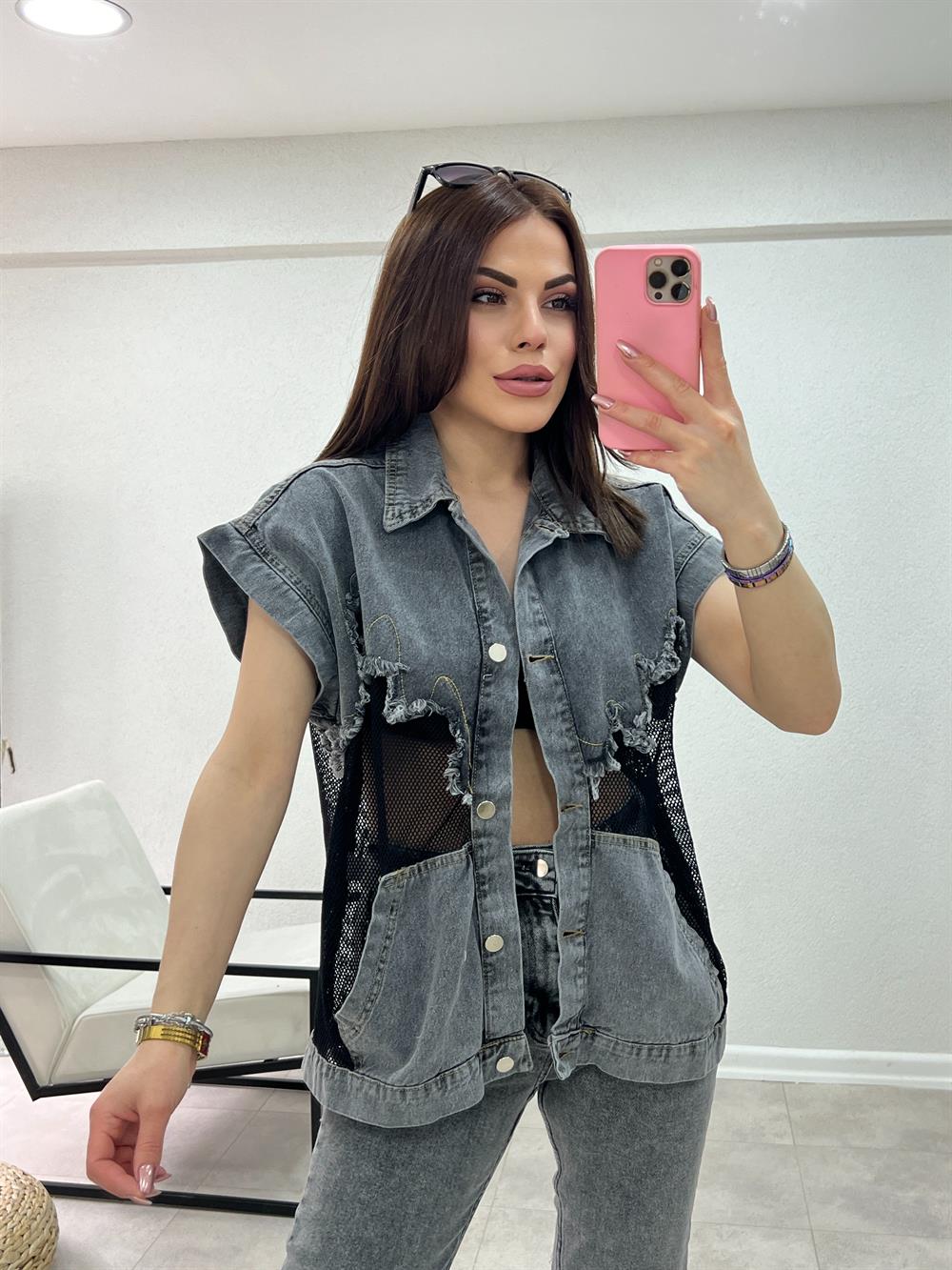 Gri̇ Fi̇le Detayli Yelek