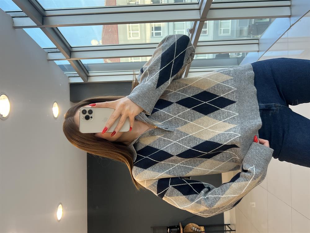 Gri̇ Polo Yaka Baklava Kazak