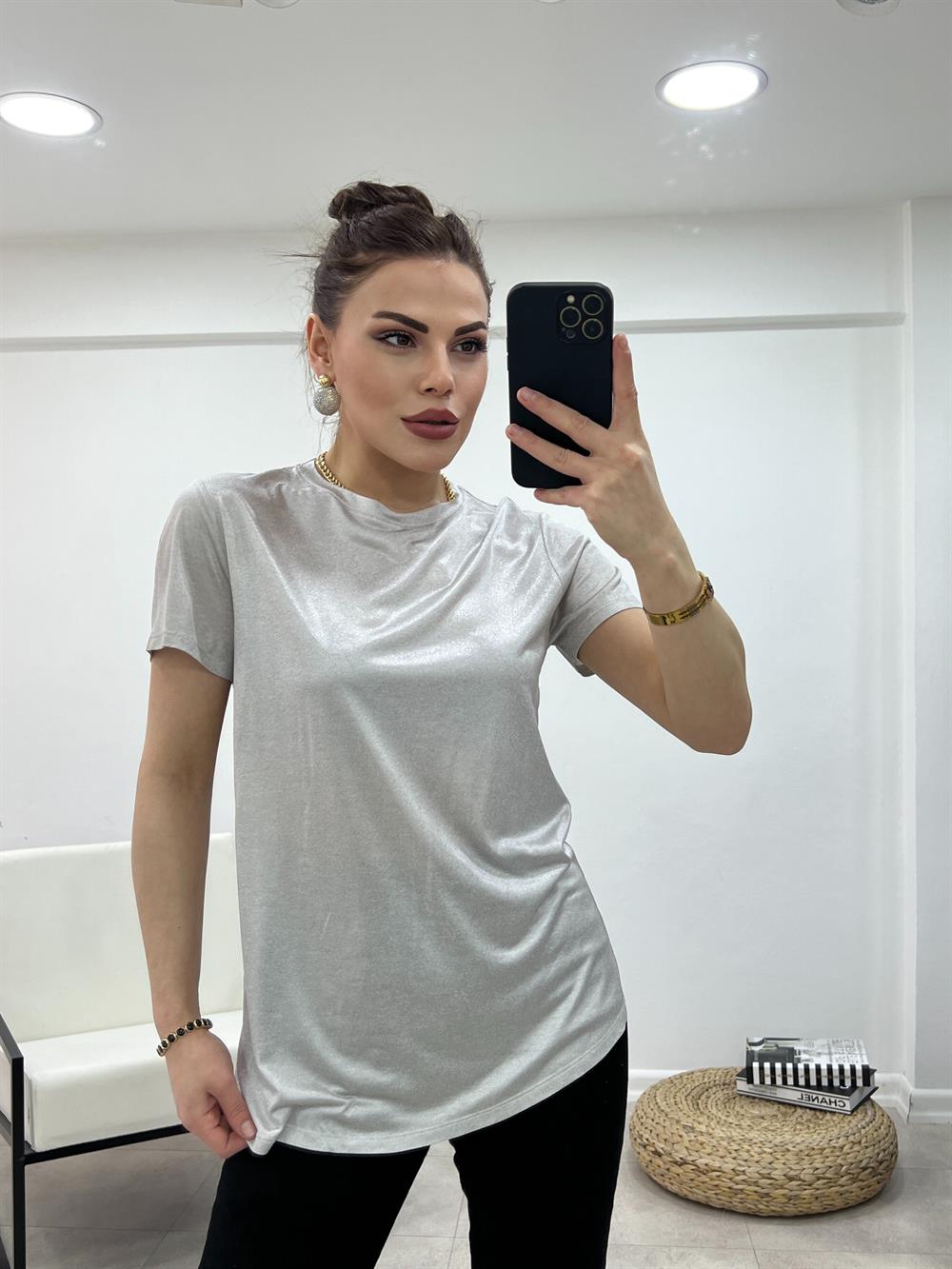 Gümüş İthal Parlak Tshi̇rt