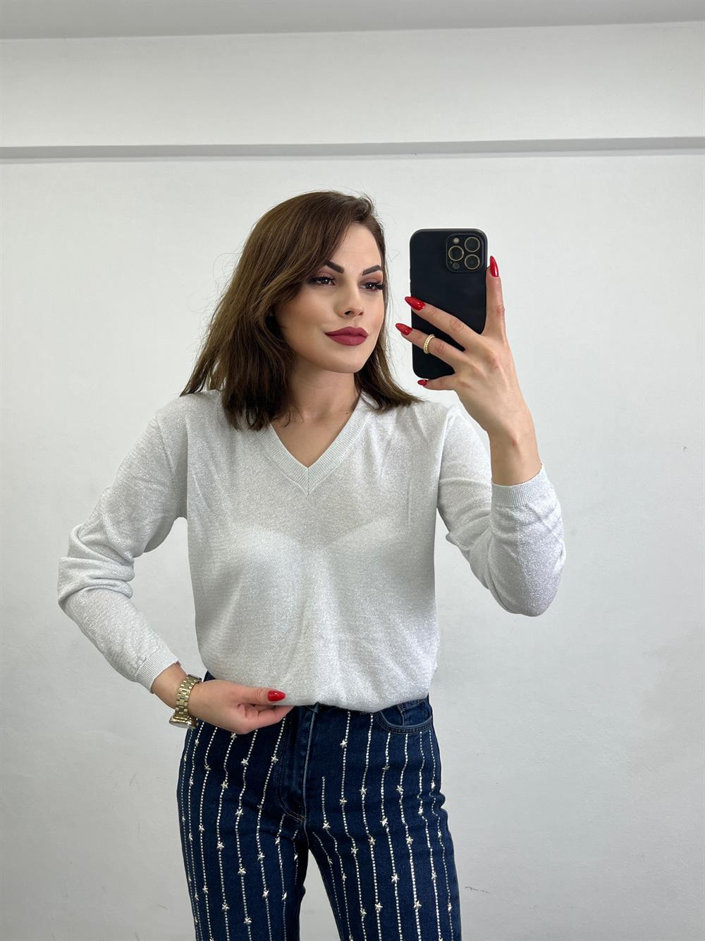 Gümüş Si̇mli̇ V Yaka Tri̇ko Kazak