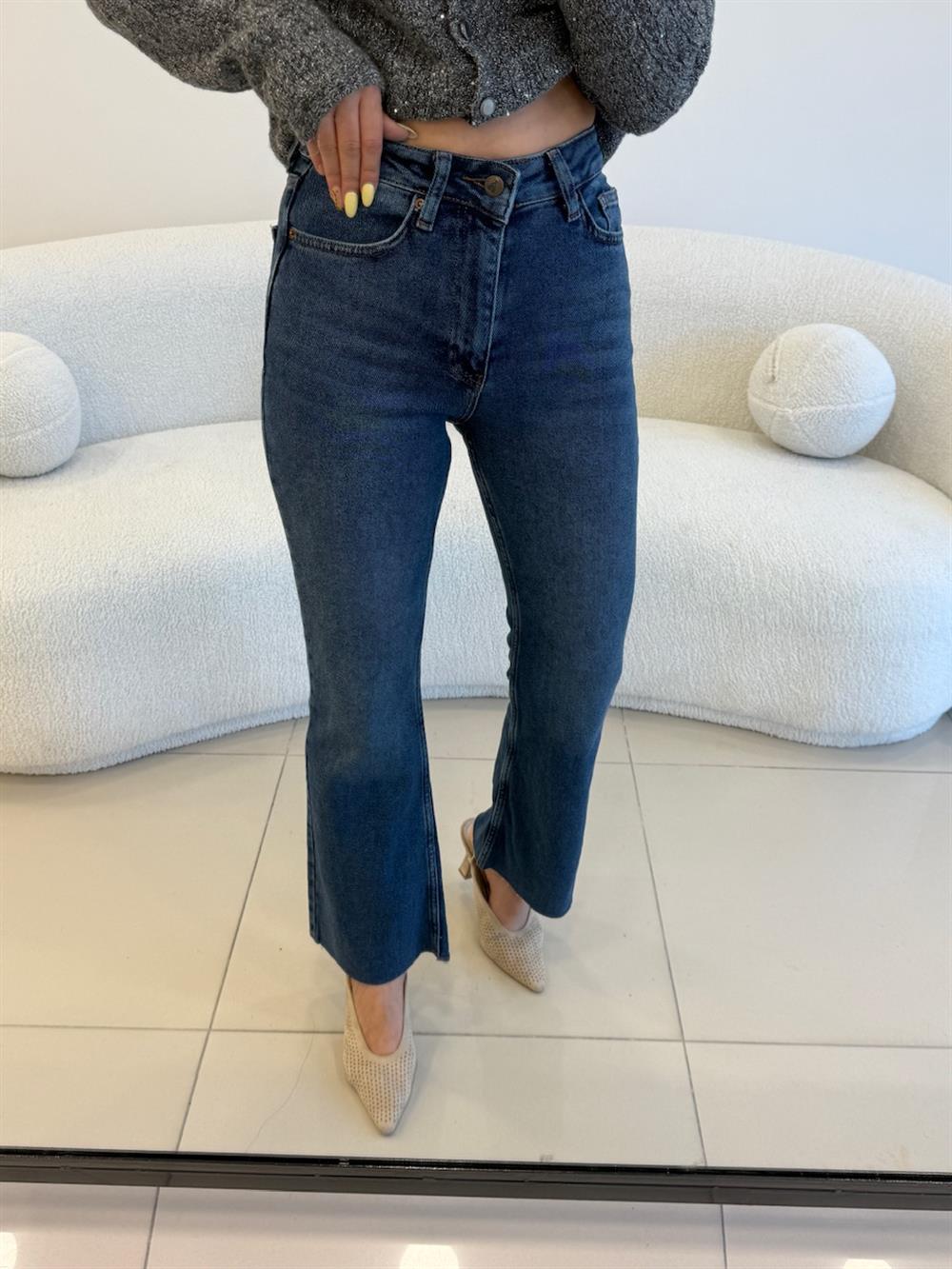 HAFİF İSPANYOL KESİK PAÇA LİKRALI MOM JEAN KOYU MAVİ