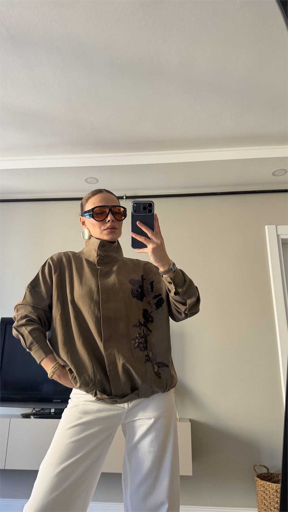 Haki Payet Çiçek Detaylı Oversize Ceket Haki
