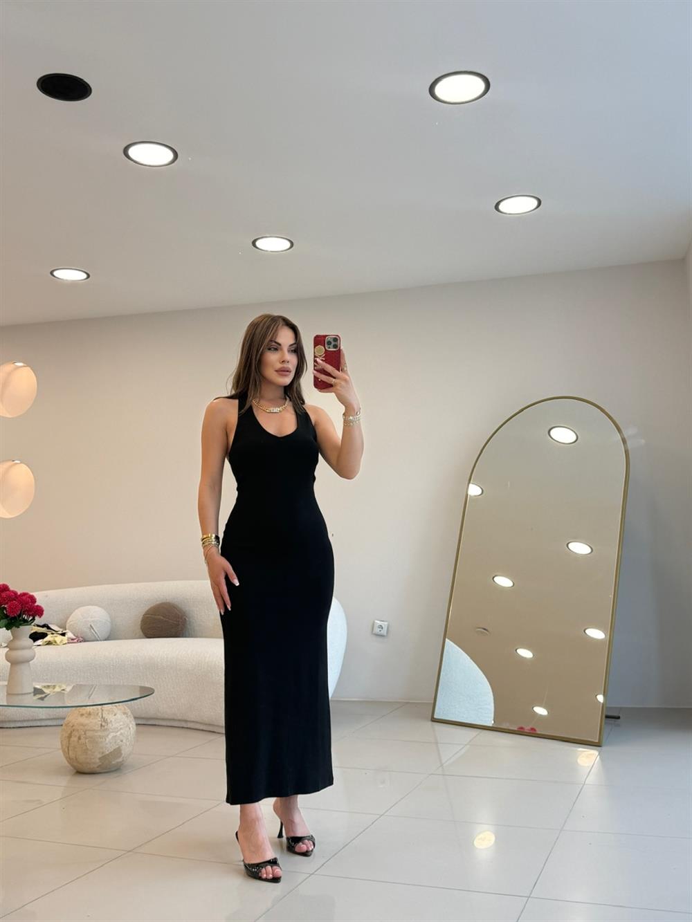HALTER YAKA SIRT DEKOLTELİ ELBİSE