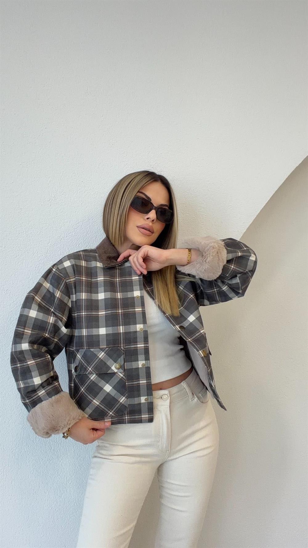 İÇİ KÜRK DETAYLI EKOSE CEKET 