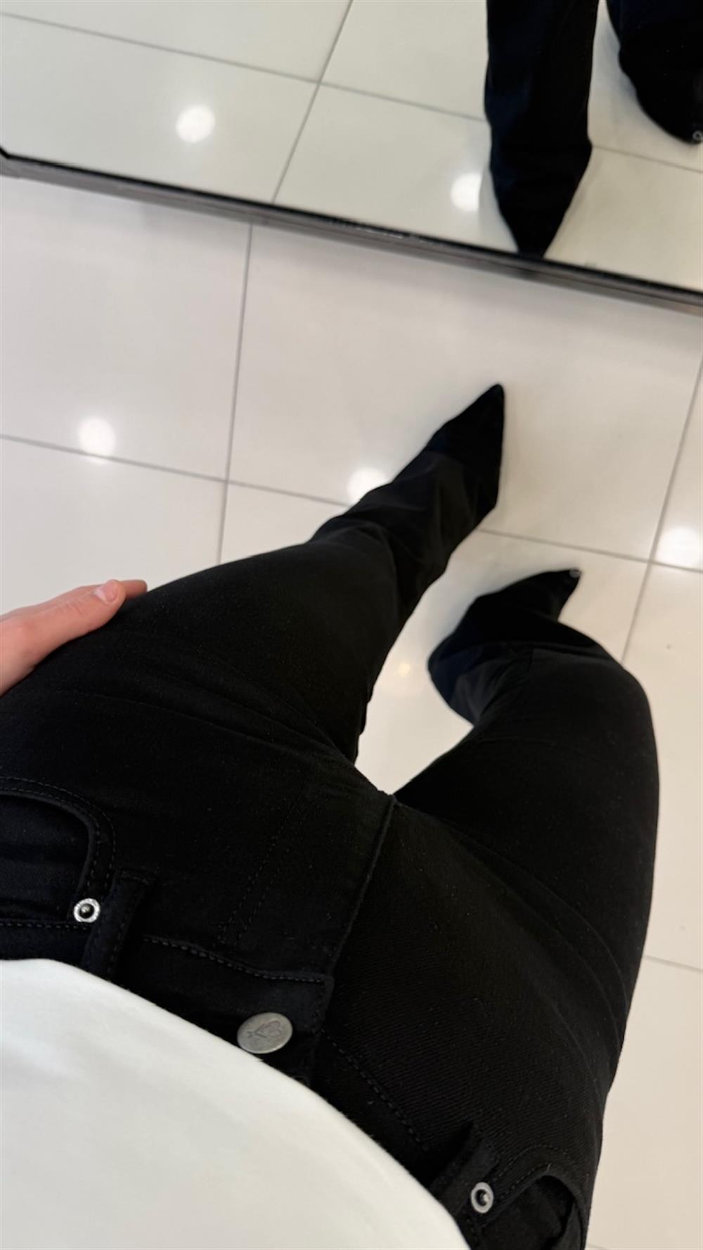 İspanyol Paça Toparlayici Pantolon Siyah