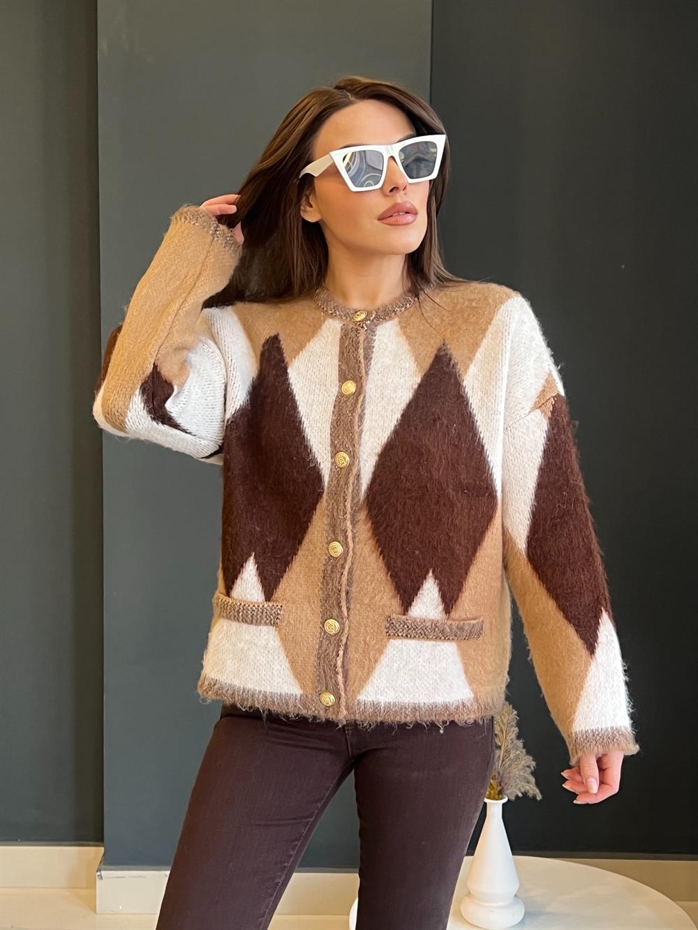 Kahve-Camel Geni̇ş Baklava Desenli̇ Yumoş Hirka