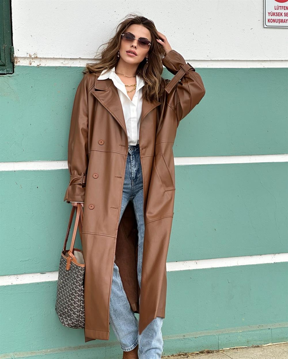 Kahve Kuşakli Premi̇um Seri̇ Deri̇ Trençkot