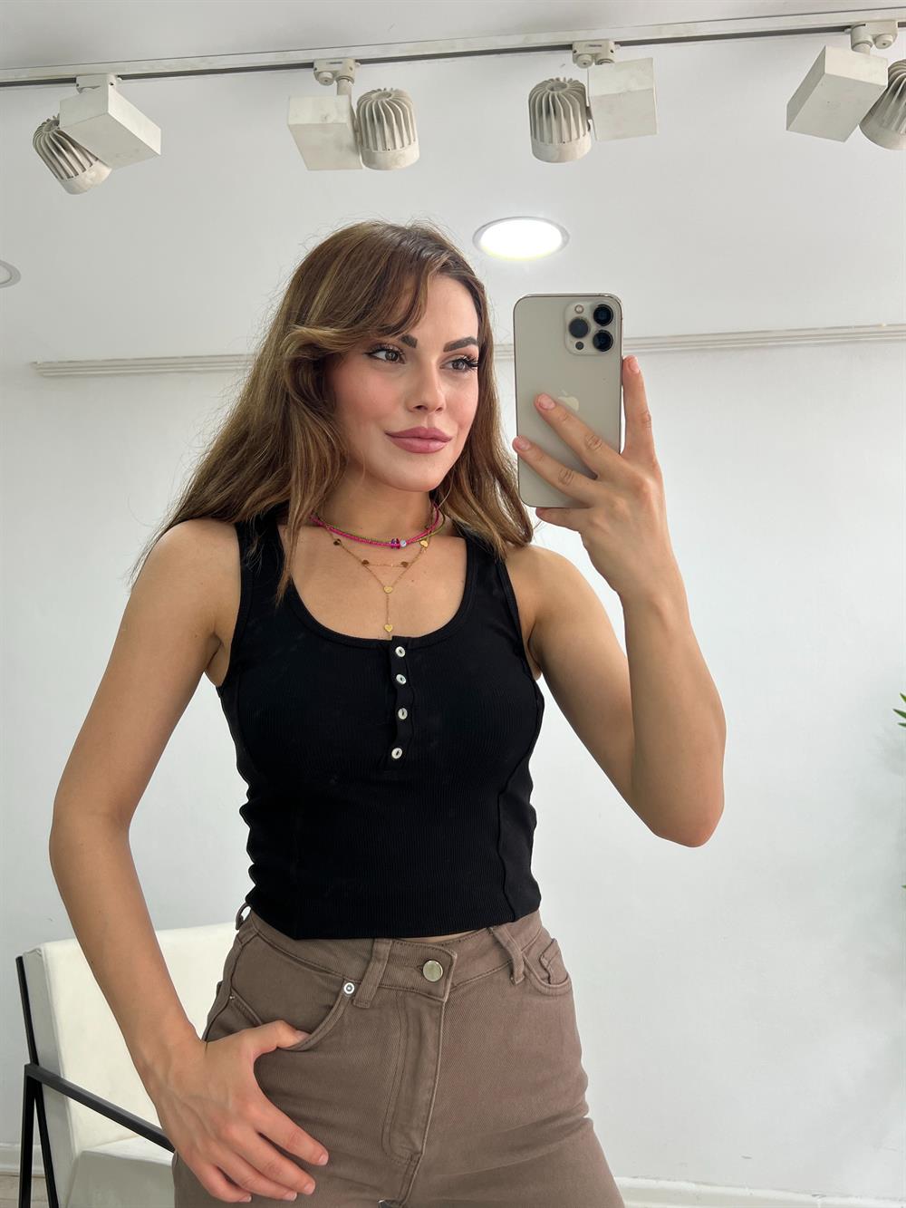 Kalin Askili Önü Düğmeli̇ Atlet Si̇yah