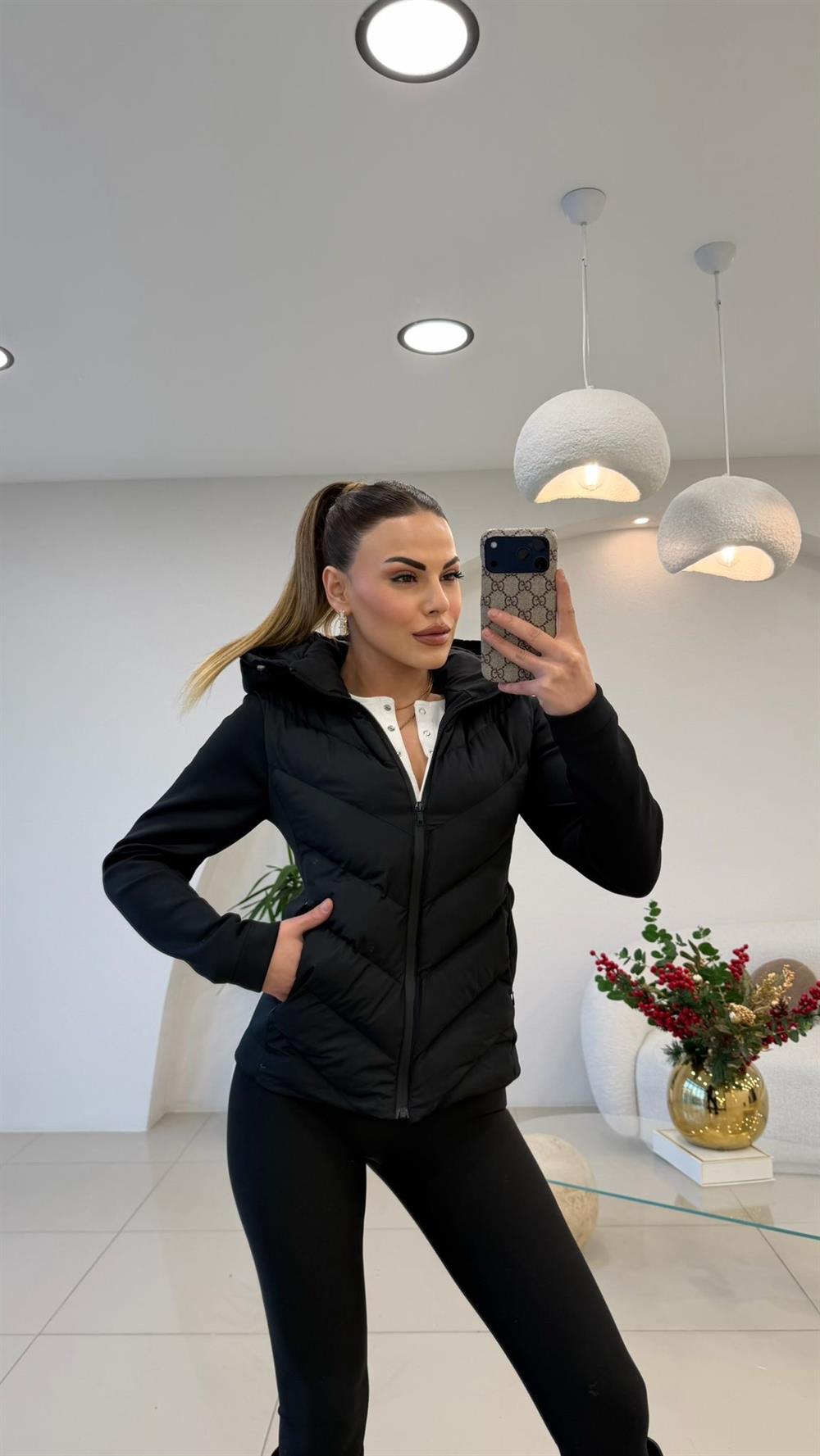 KAPŞONLU ŞİŞME MONT SİYAH 