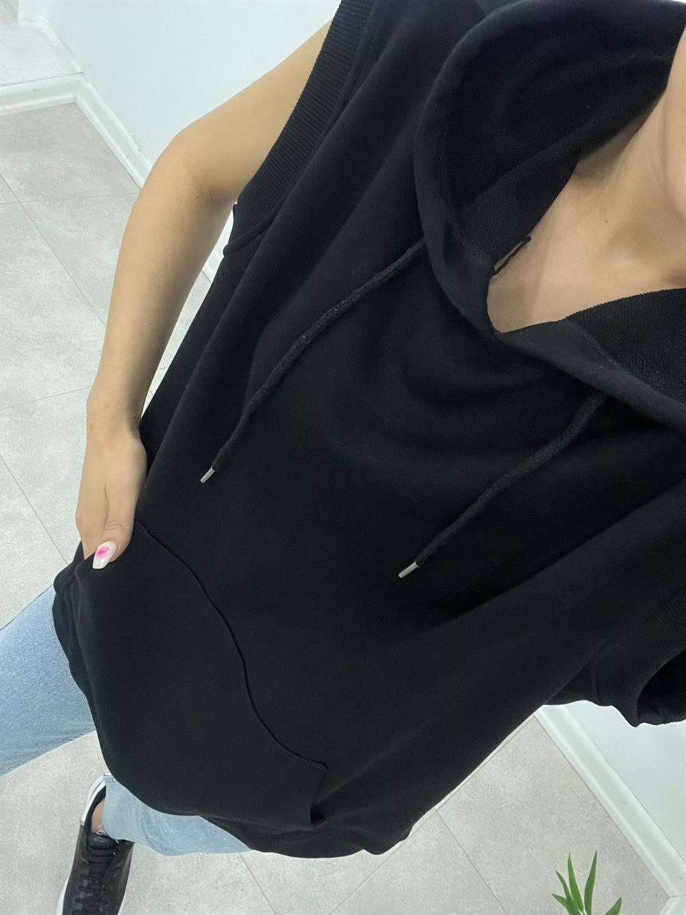 Kapüşonlu Sifir Kol Sweat Si̇yah