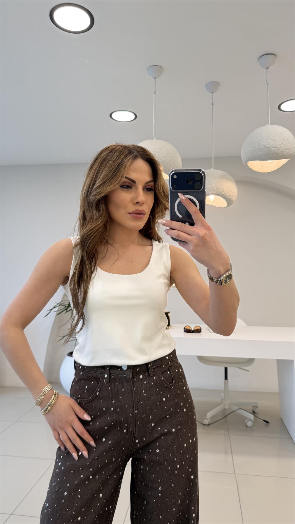 KARE YAKA ATLET BEYAZ