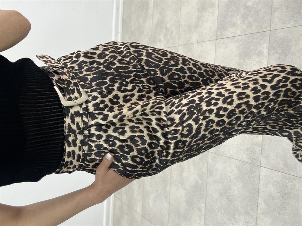 Kemerli̇ Saten Leopar Pantolon