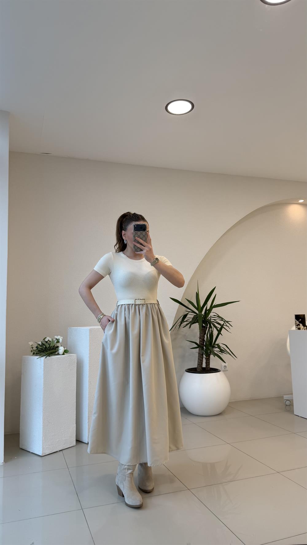 KENDİNDEN KEMERLİ ALT POPLİN KUMAŞ ELBİSE BEJ