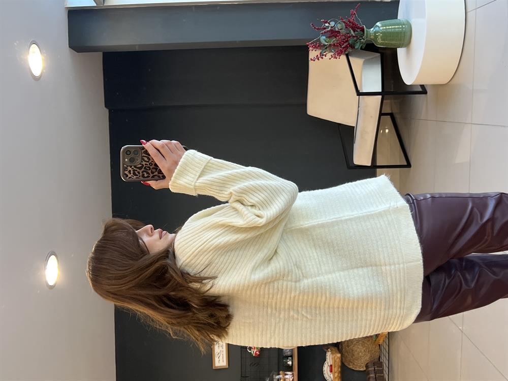 Kisik V Yaka Kazak Ekru