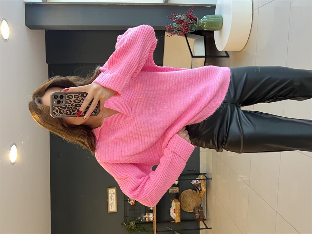 Kisik V Yaka Kazak Pembe