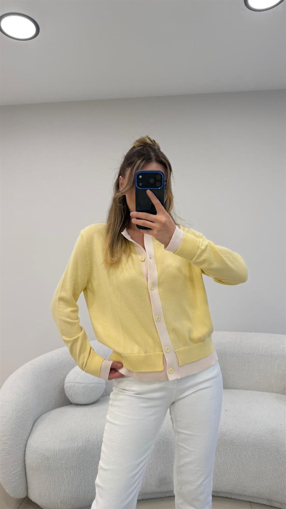 KOL VE ÖNÜ ŞERİTLİ HIRKA SARI