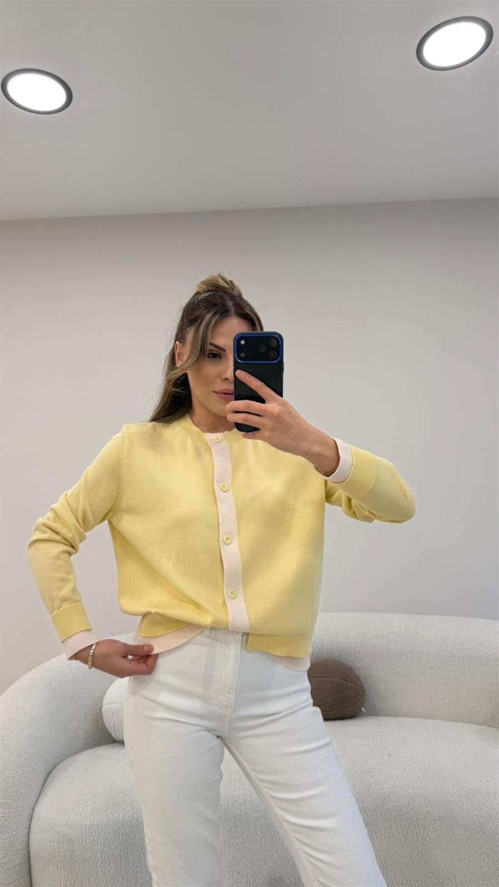 KOL VE ÖNÜ ŞERİTLİ HIRKA SARI