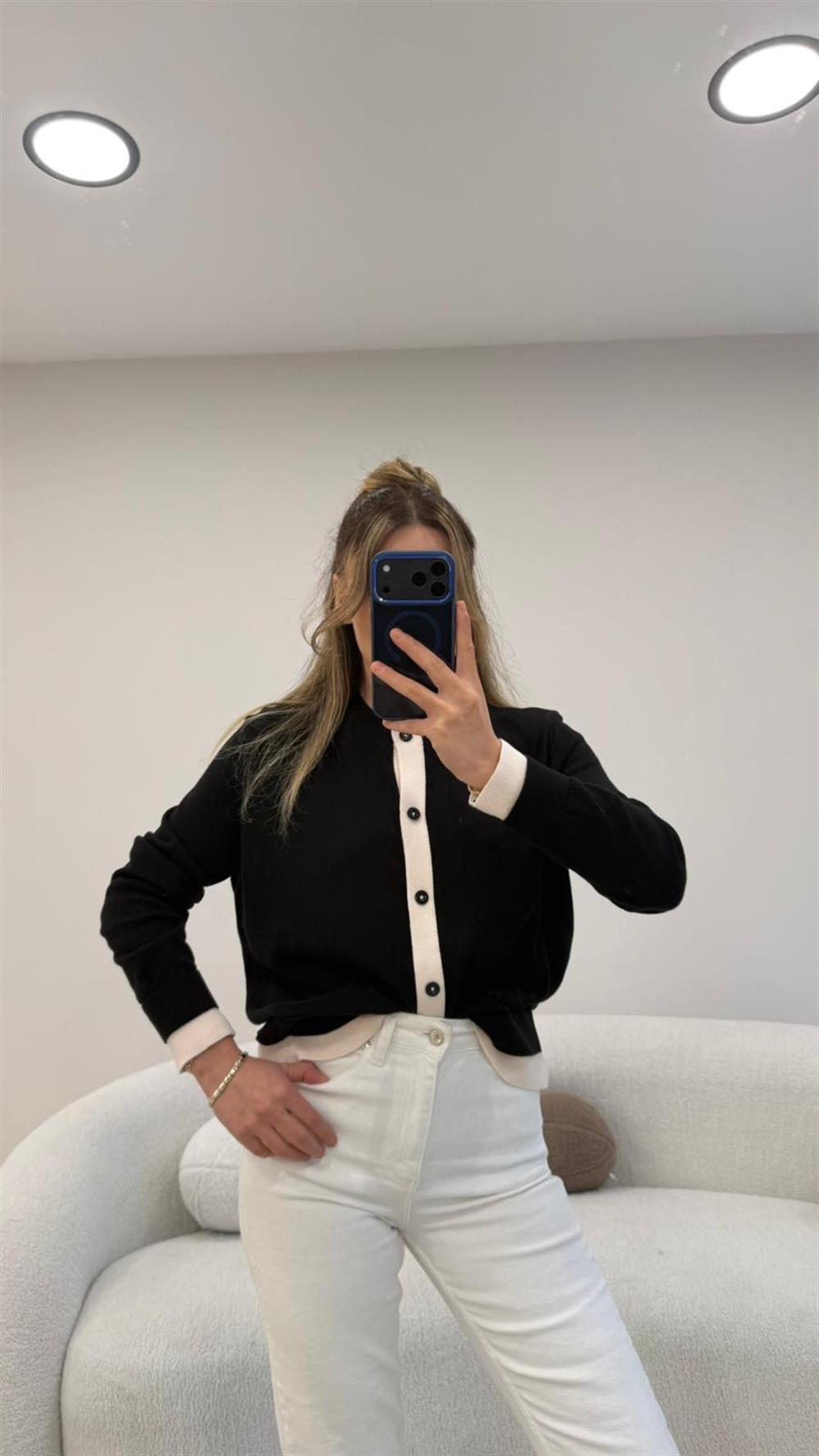 KOL VE ÖNÜ ŞERİTLİ HIRKA SİYAH